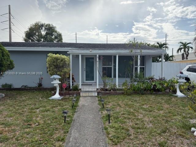 Property for Sale at 804 N 20th Ct, Hollywood, Broward County, Florida - Bedrooms: 3 
Bathrooms: 2  - $550,000