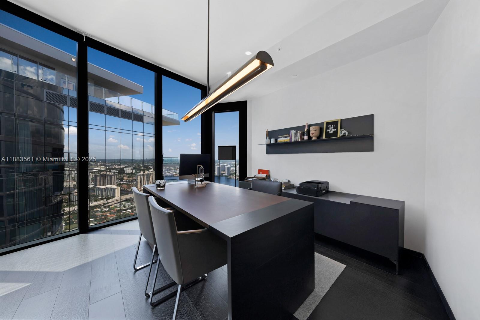 18555 COLLINS AVENUE COND - Residential