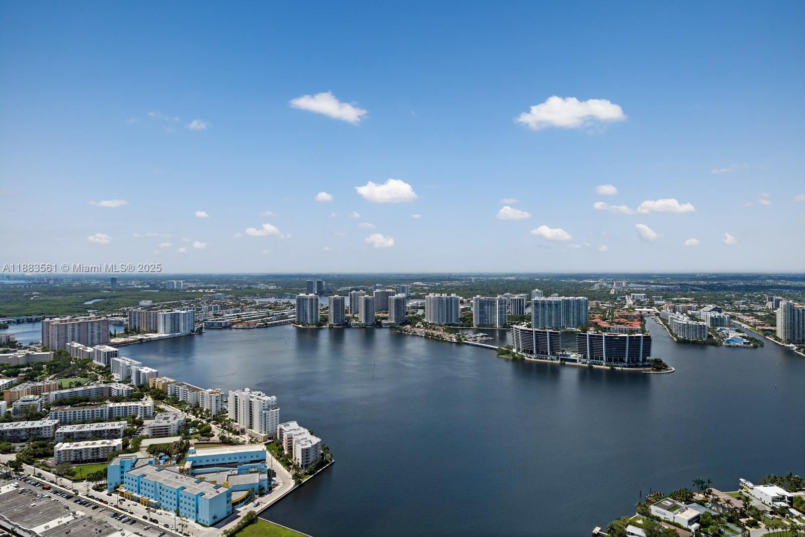 18555 COLLINS AVENUE COND - Residential