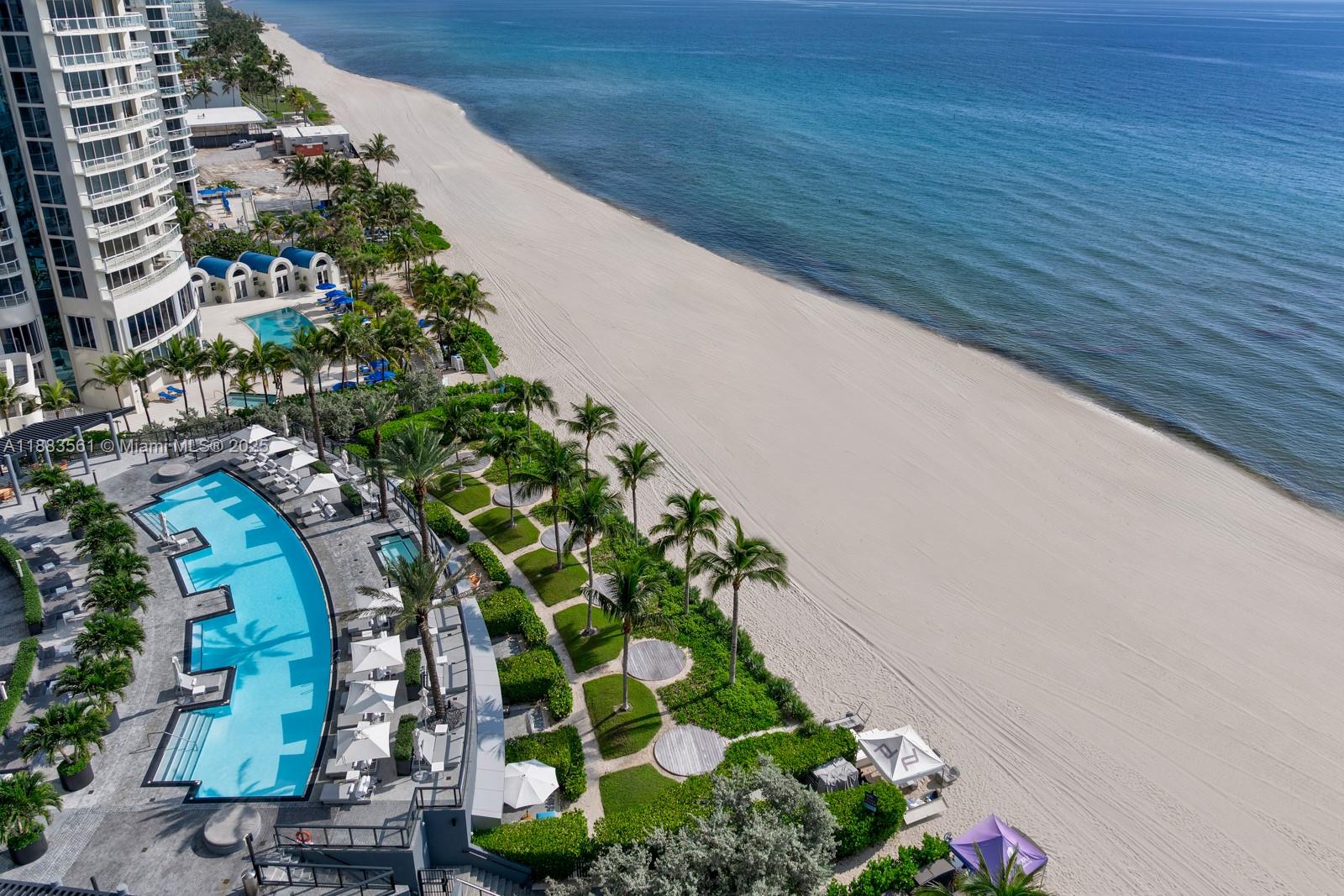 18555 COLLINS AVENUE COND - Residential