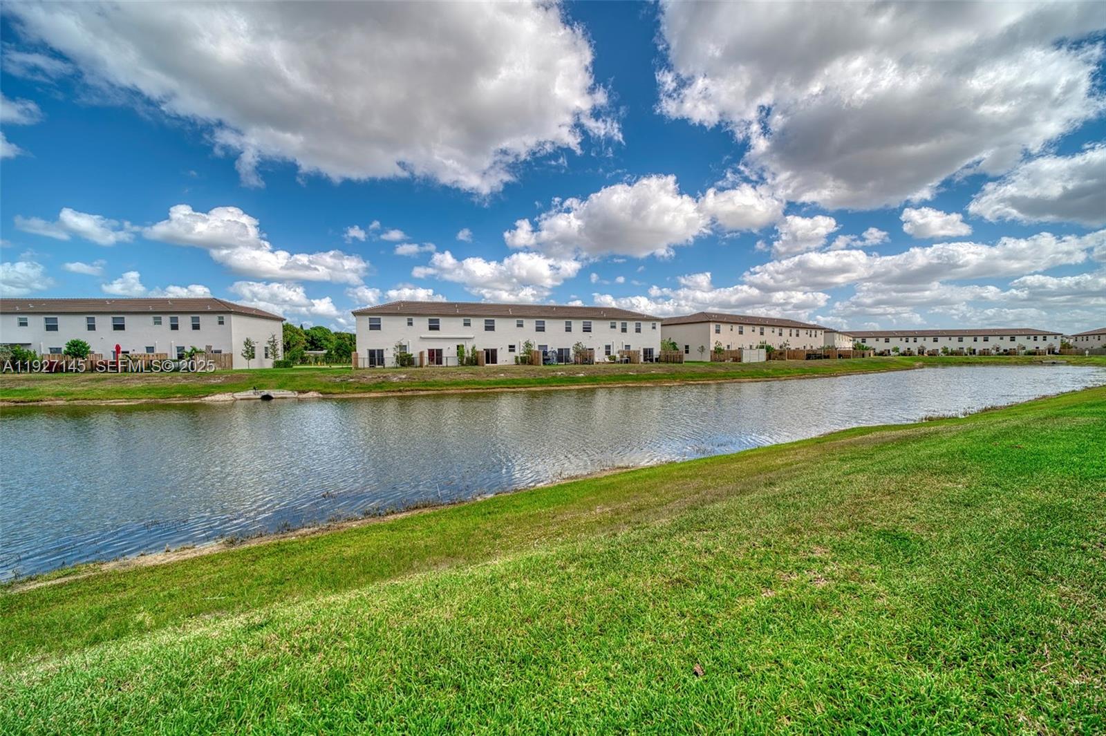 GOLF PARK SEC 1 - Residential