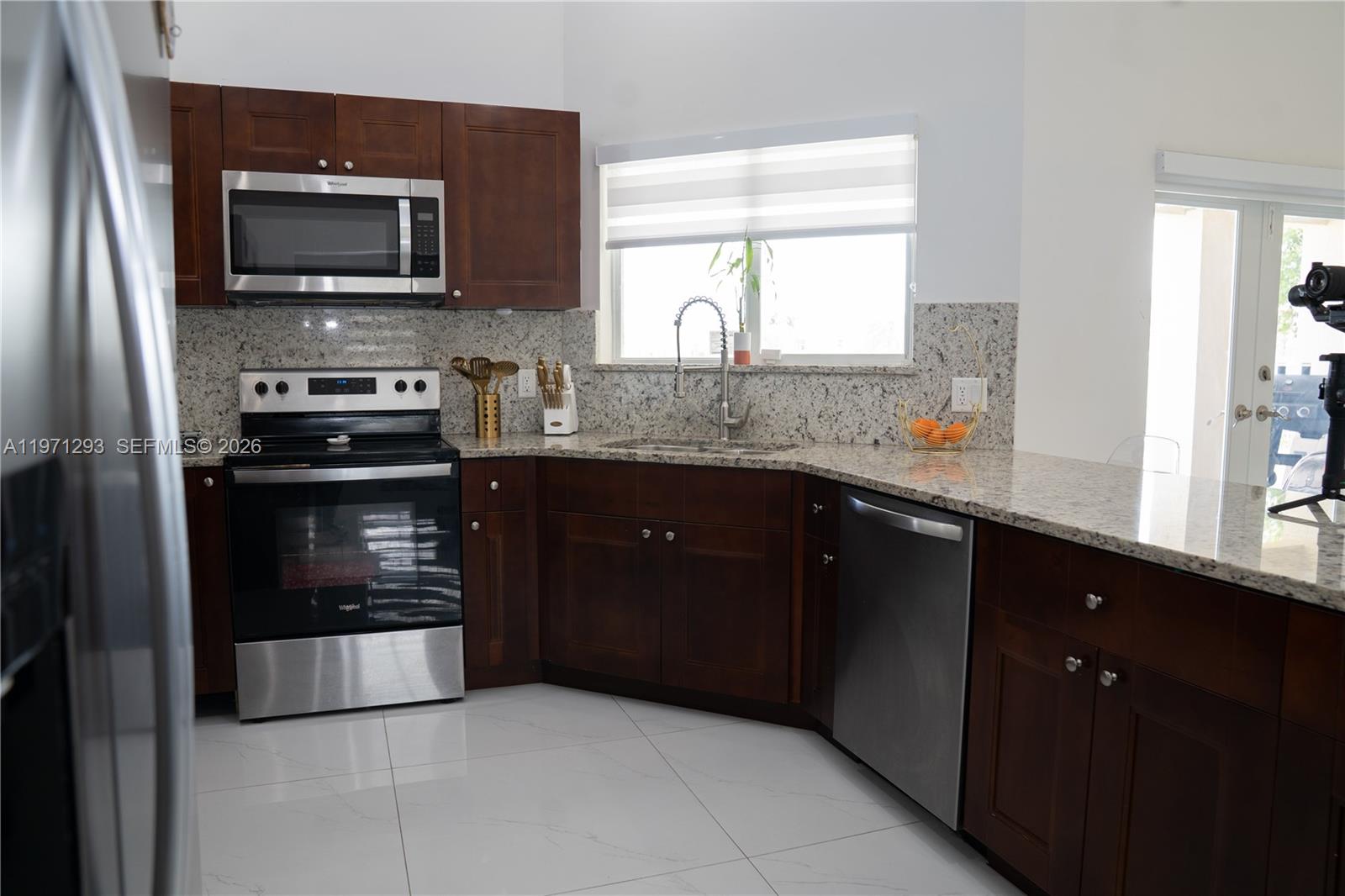 ANACO SOUTH ESTATES - Residential