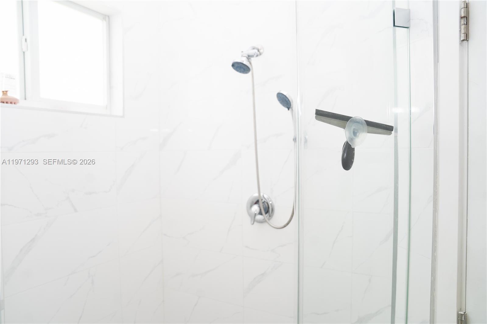 ANACO SOUTH ESTATES - Residential