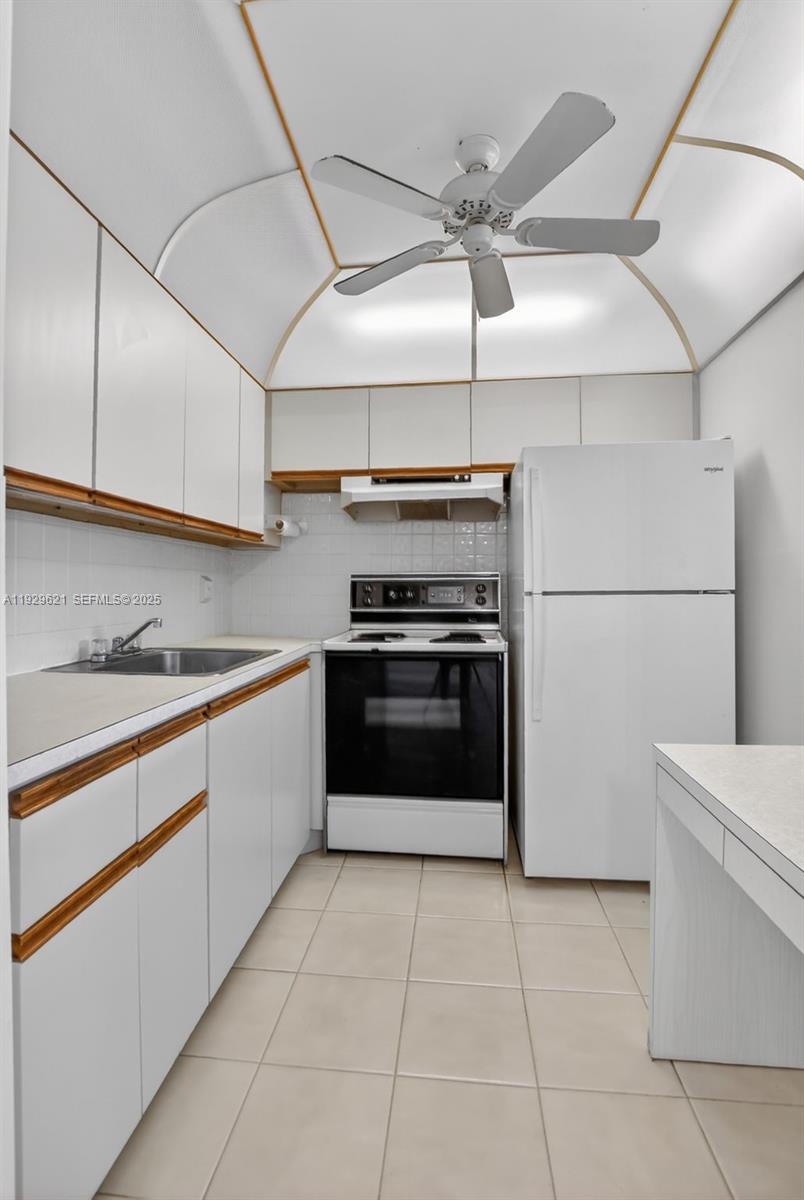 FARNHAM N CONDO - Residential