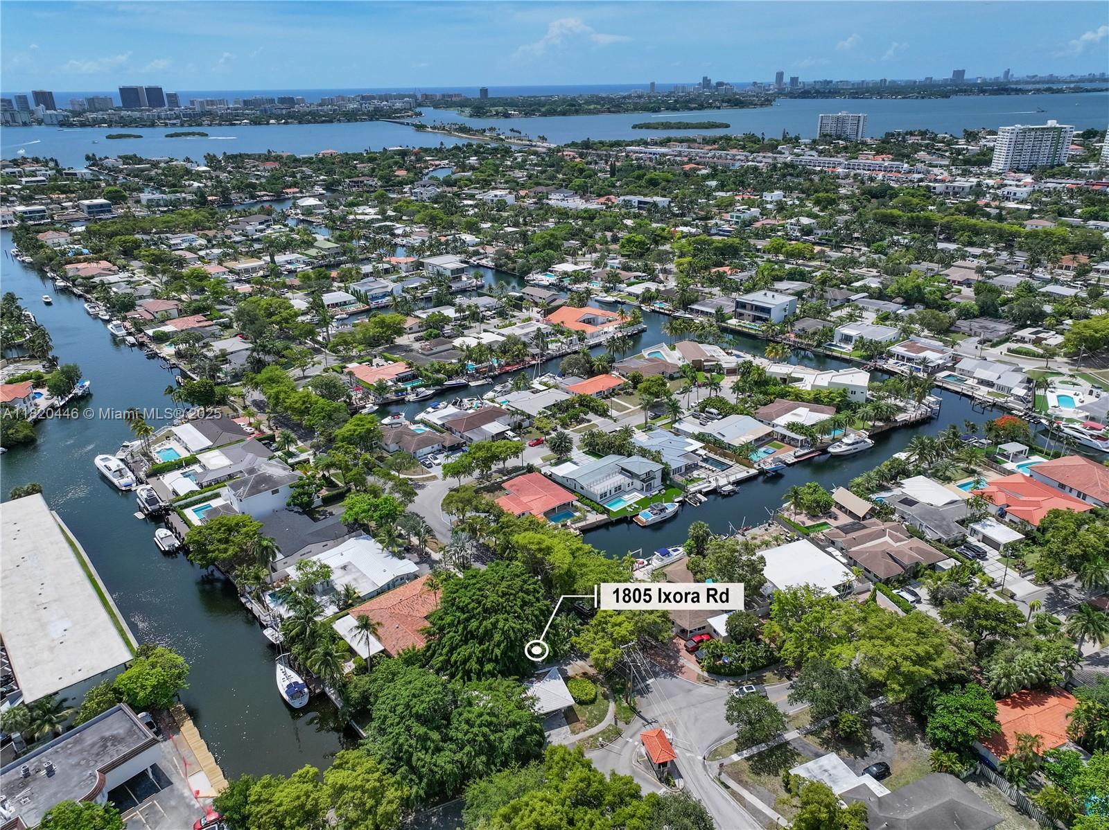 1805 Ixora Rd, North Miami, FL, 33181/$2,030,000 1 1805 Ixora Rd