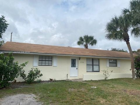 Photo of 17295 Lincoln Lane, Jupiter, FL 33458 (MLS # A11937725)