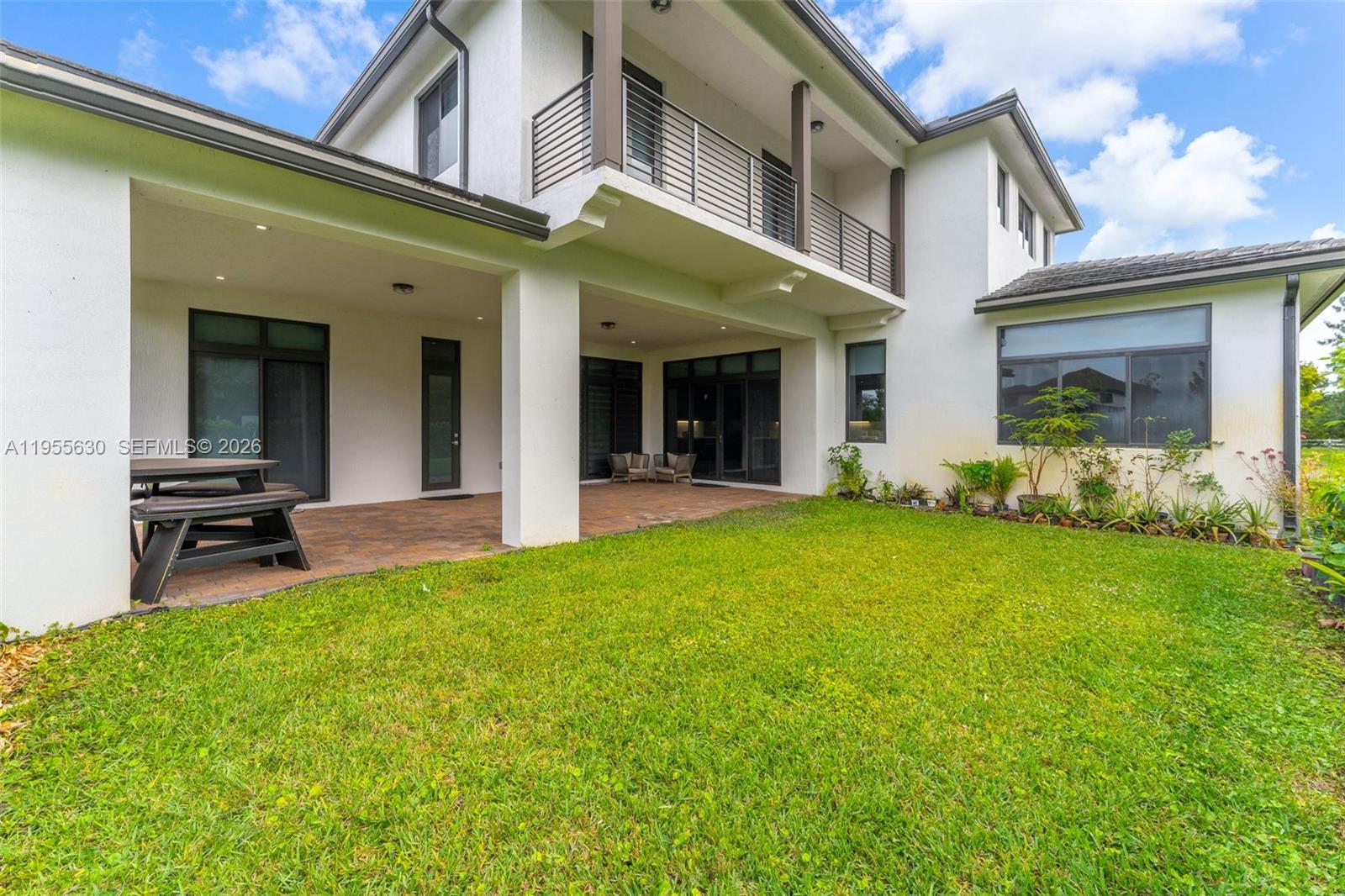 CIRCLE S ESTATES - Residential