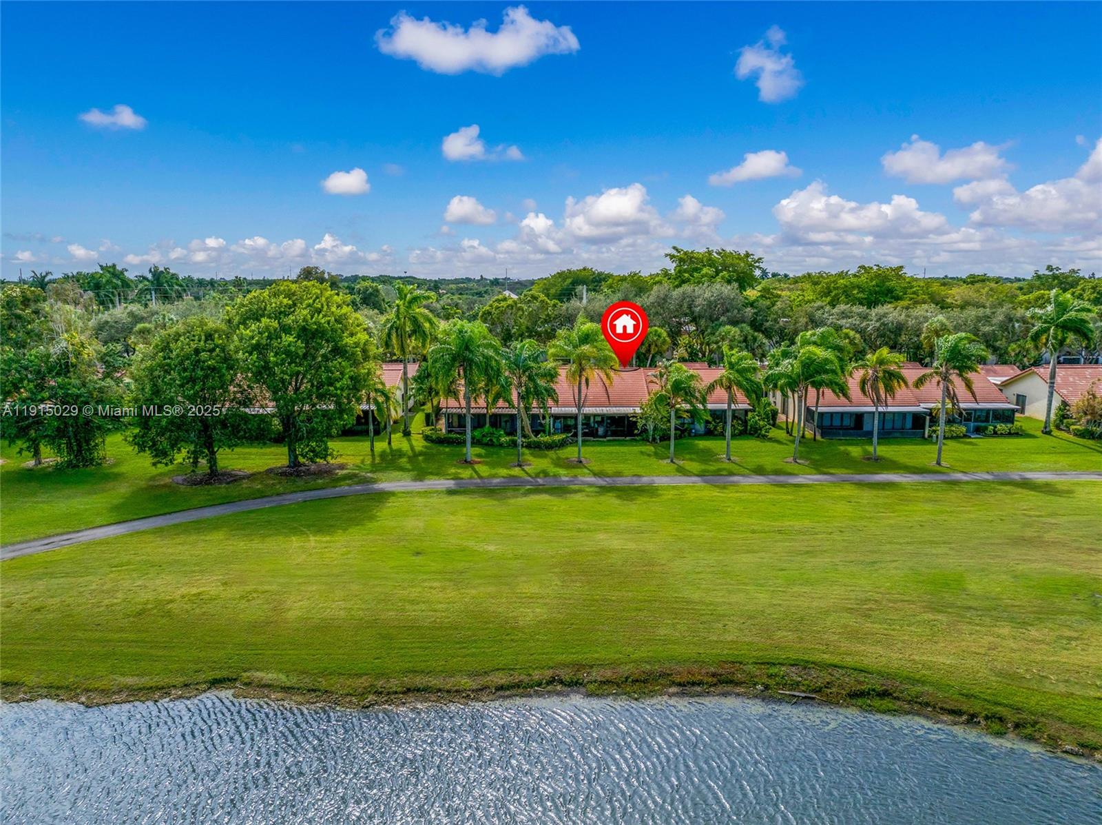 VILLAS OF BONAVENTURE AT - Residential