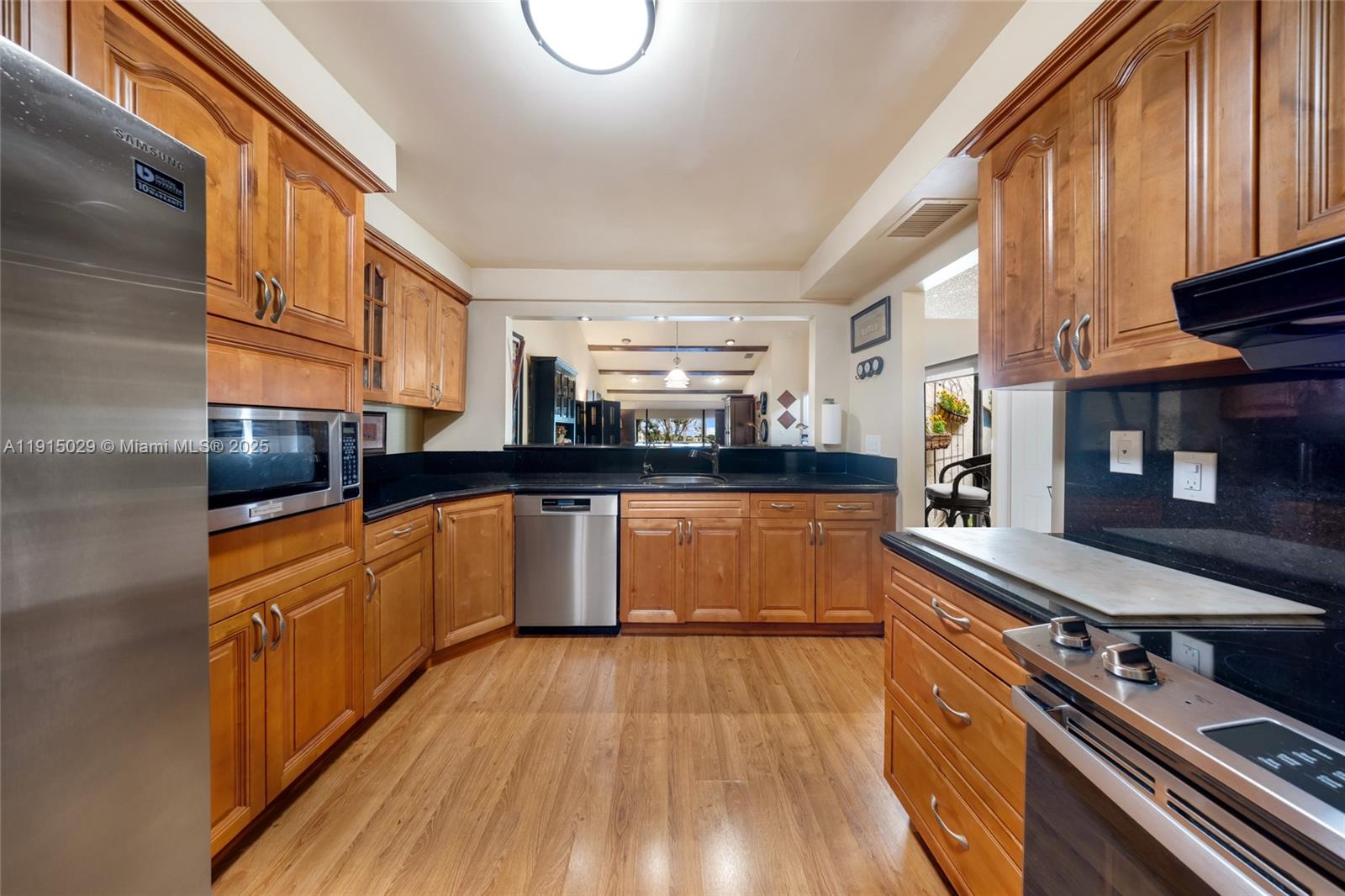 VILLAS OF BONAVENTURE AT - Residential