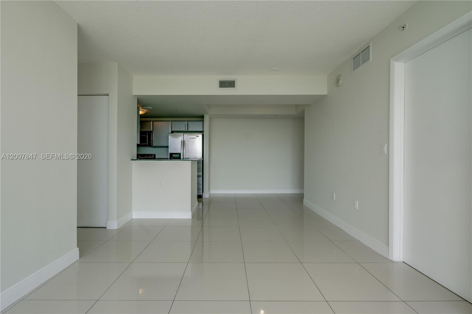 TERRAZAS RIVERPARK VILLAG - Residential