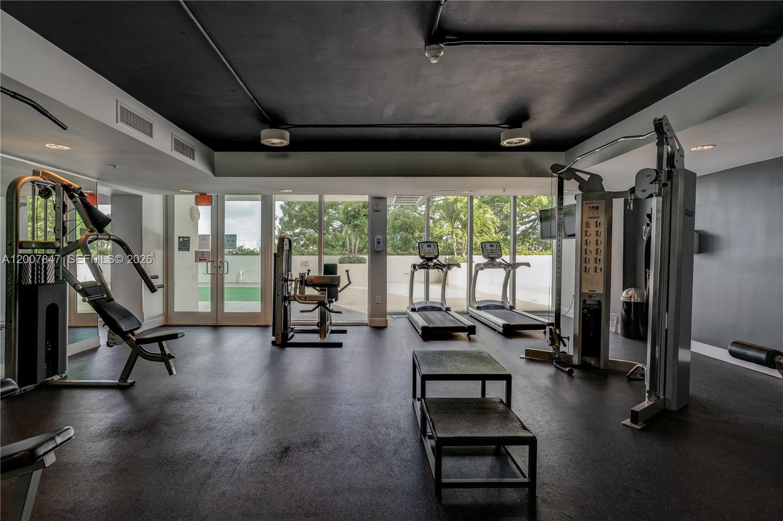 TERRAZAS RIVERPARK VILLAG - Residential