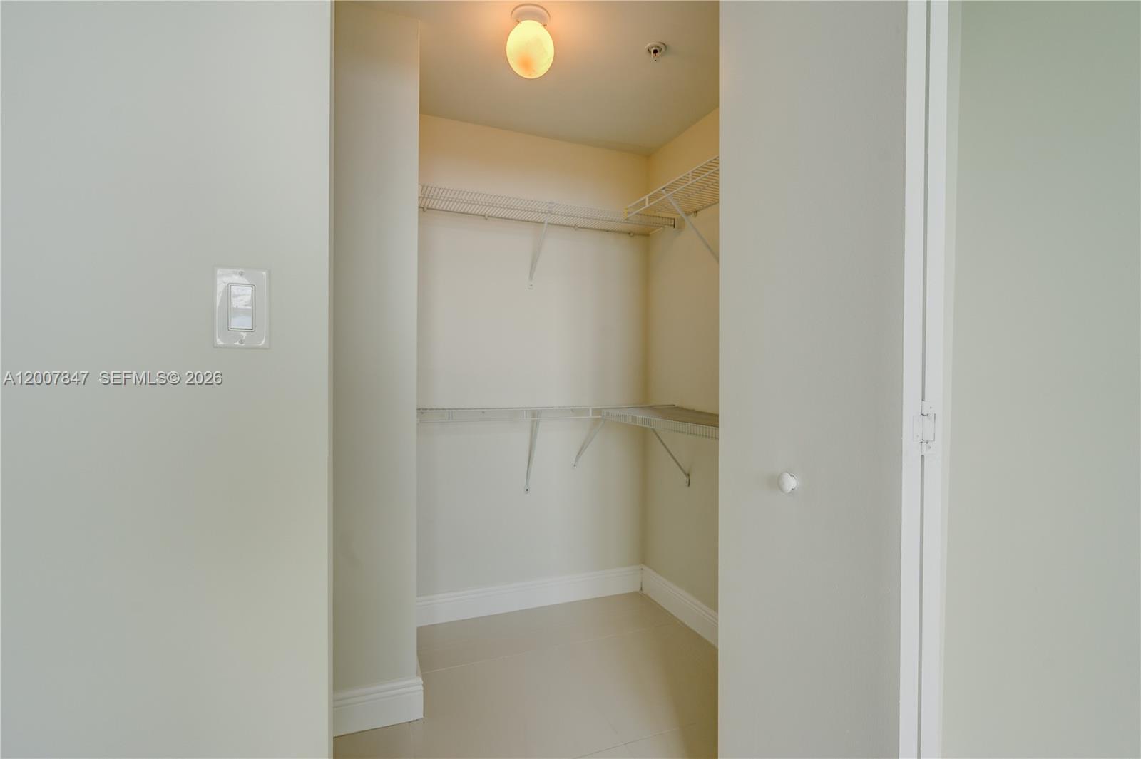 TERRAZAS RIVERPARK VILLAG - Residential