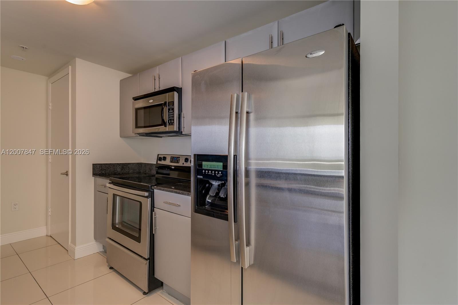 TERRAZAS RIVERPARK VILLAG - Residential