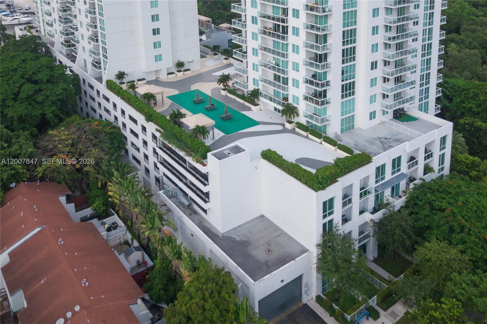 TERRAZAS RIVERPARK VILLAG - Residential