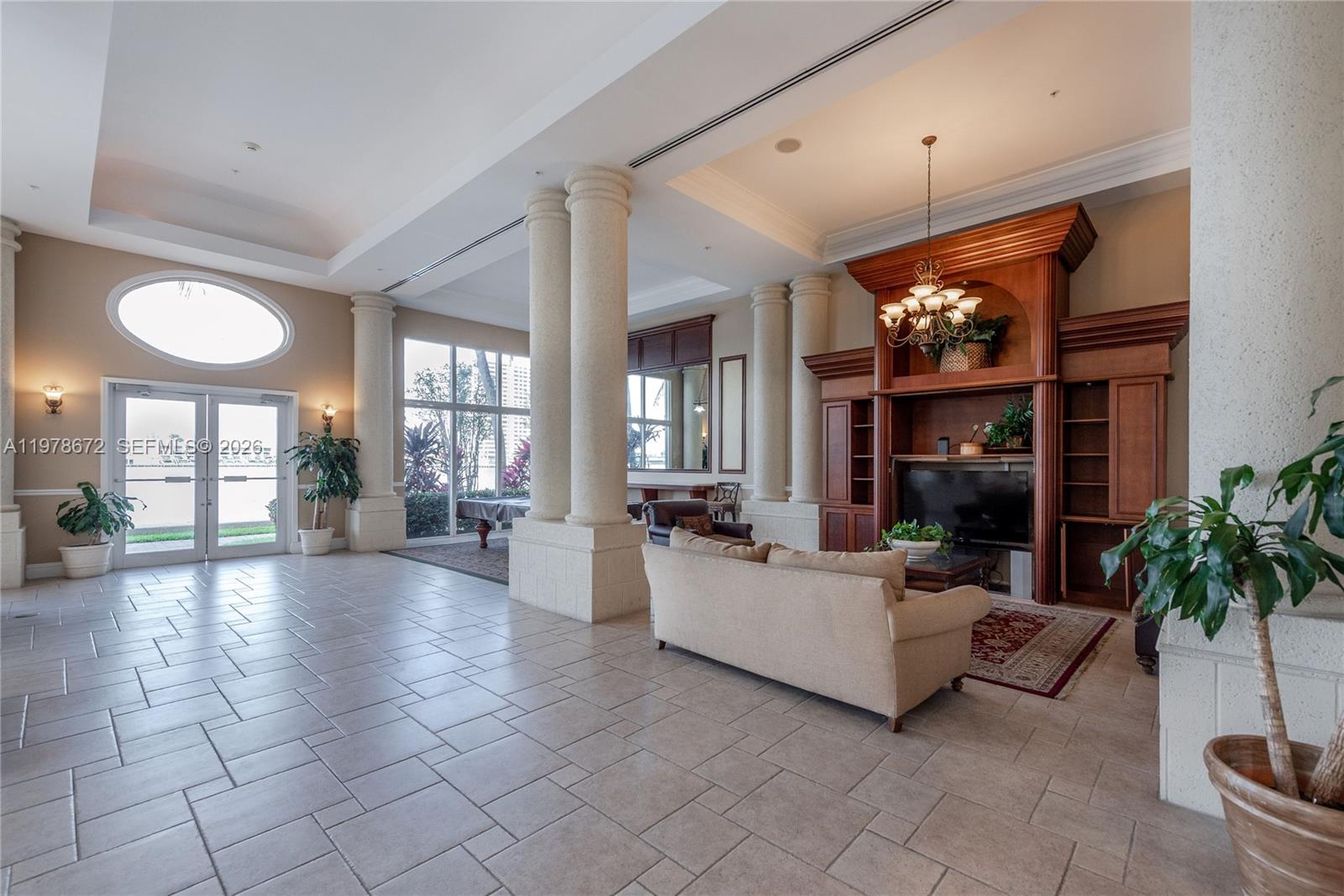 PORTO BELLAGIO CONDO - Residential