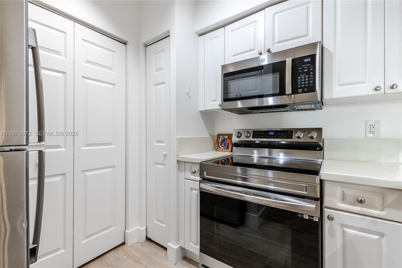 PORTO BELLAGIO CONDO - Residential