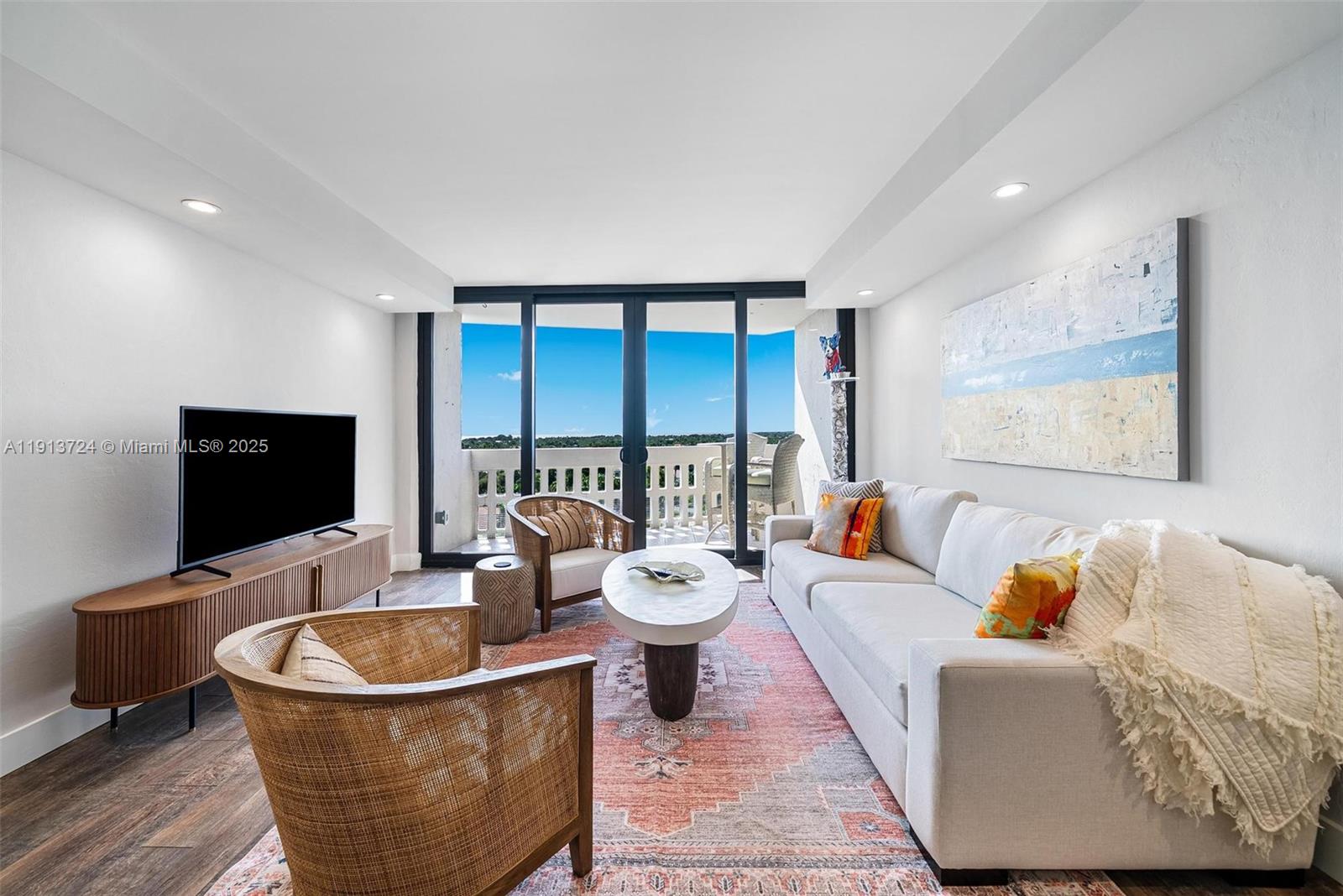 GABLES WATERWAY TOWERS CO - Residential