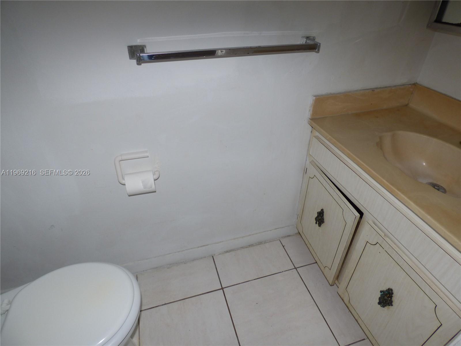 CAPRI GARDENS CONDO - Residential