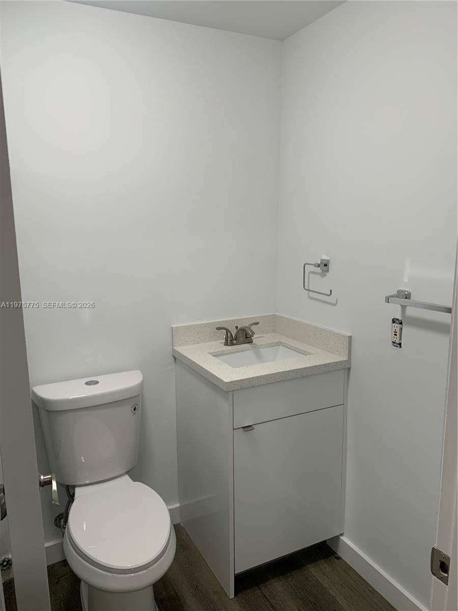 C GAB DOUGLAS SEC - Residential Lease