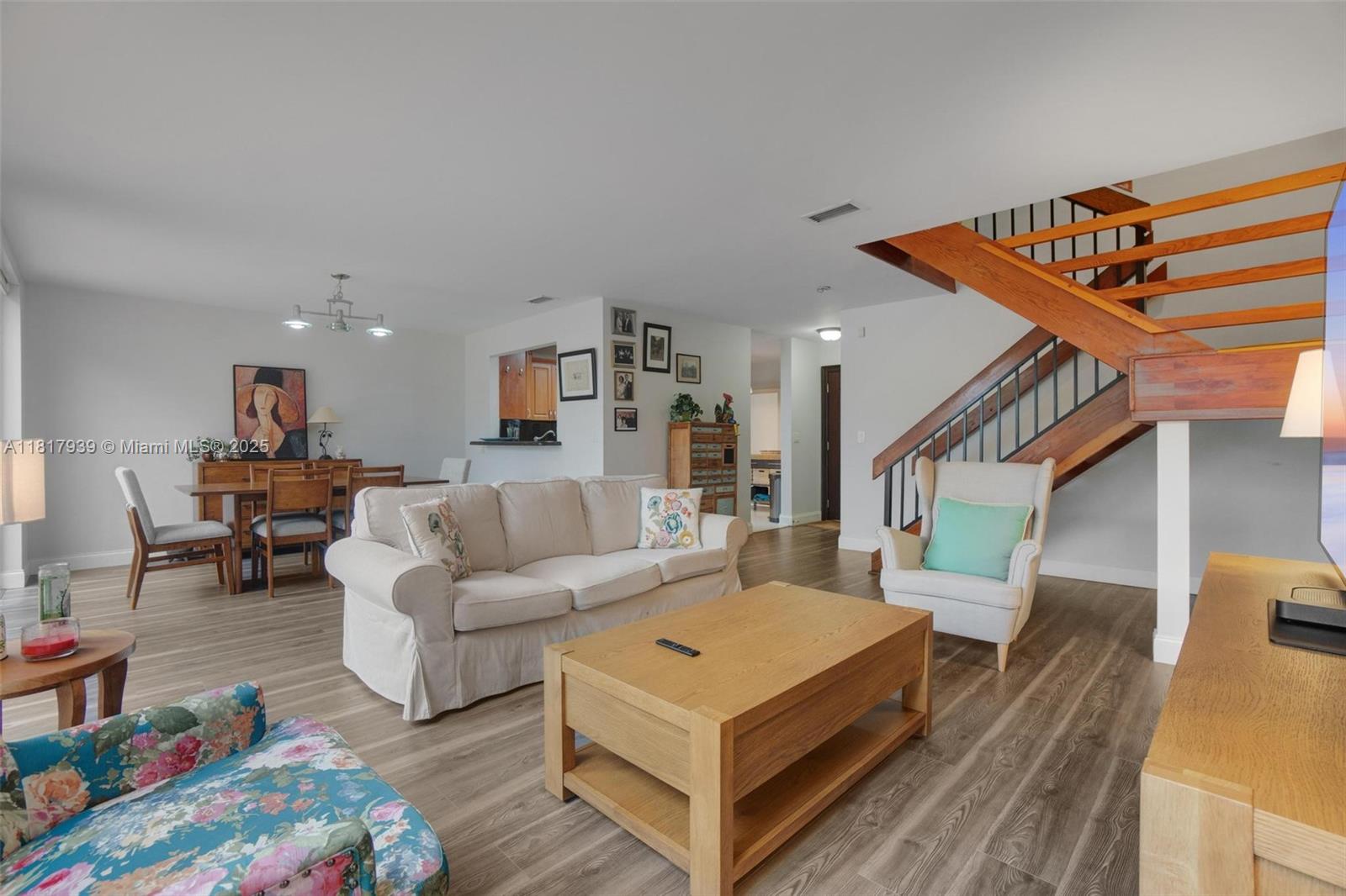 COSTA DEL SOL CONDO P - Residential