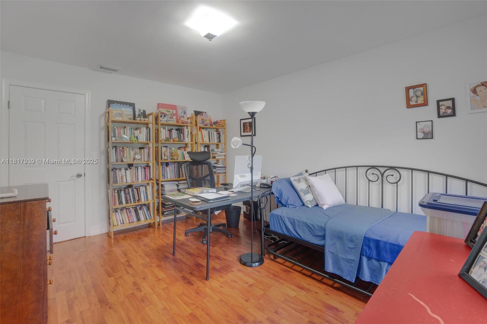 COSTA DEL SOL CONDO P - Residential