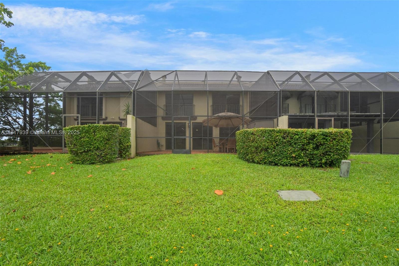 COSTA DEL SOL CONDO P - Residential