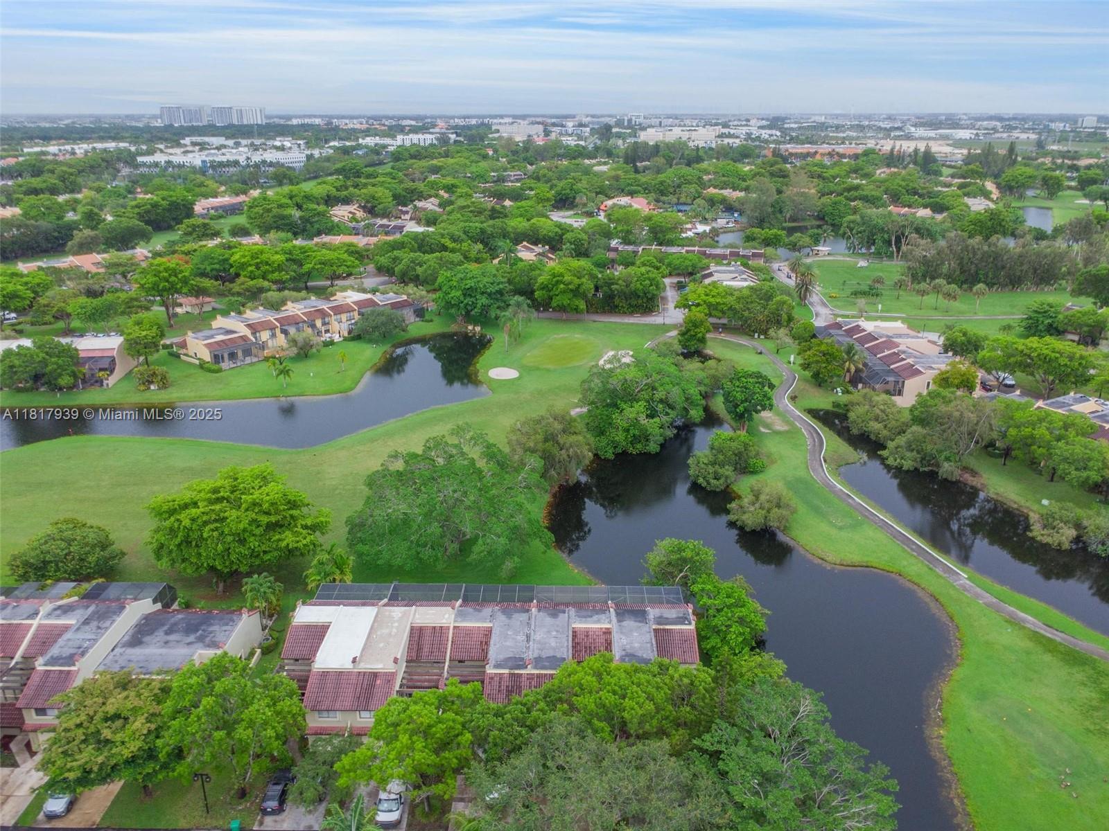 COSTA DEL SOL CONDO P - Residential