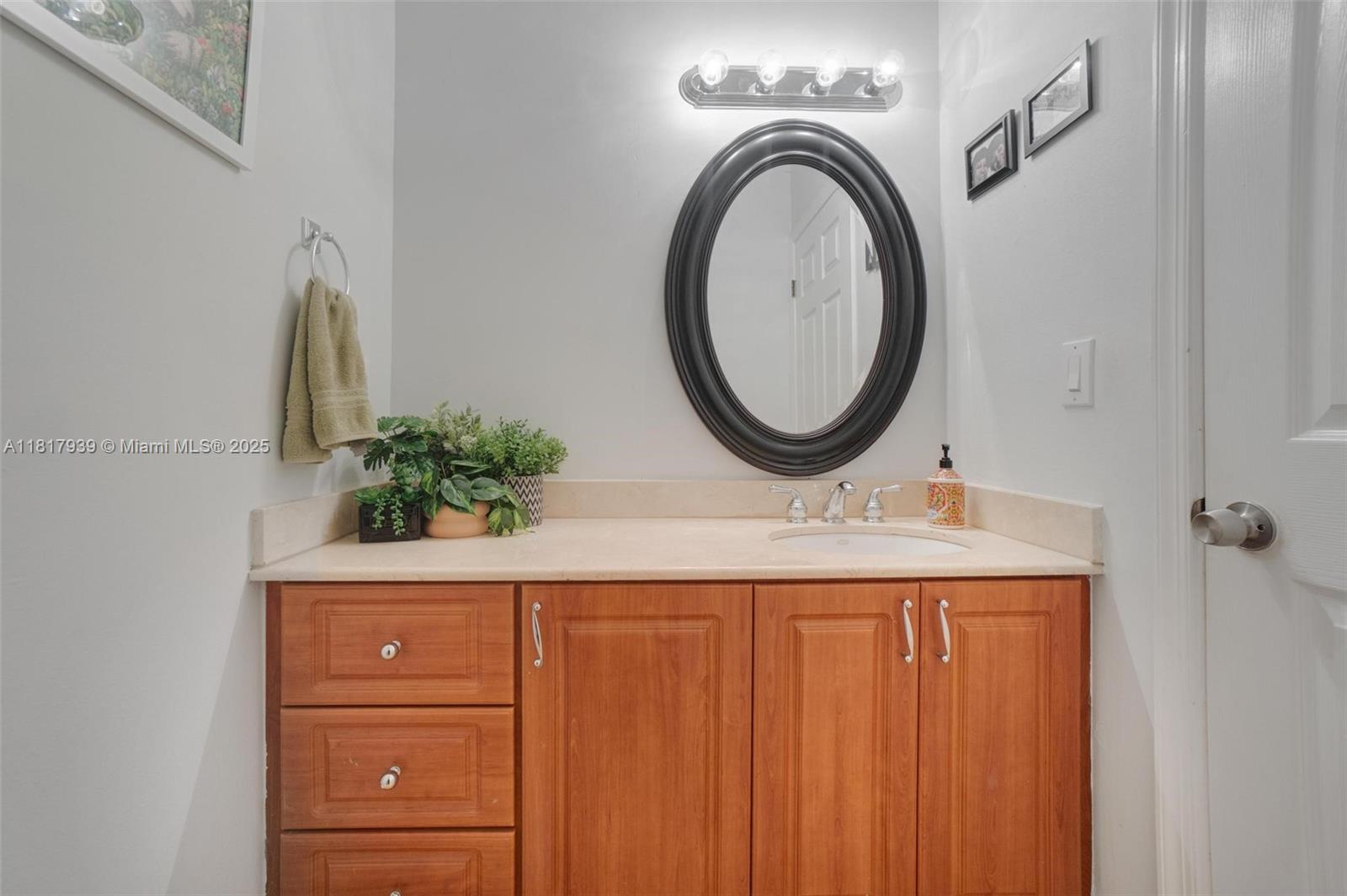 COSTA DEL SOL CONDO P - Residential