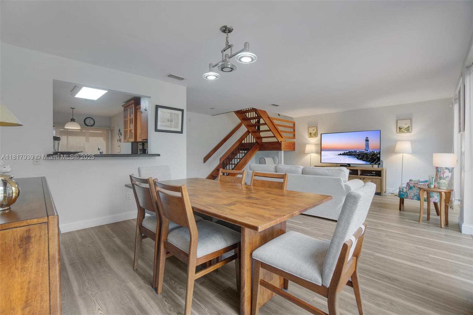 COSTA DEL SOL CONDO P - Residential