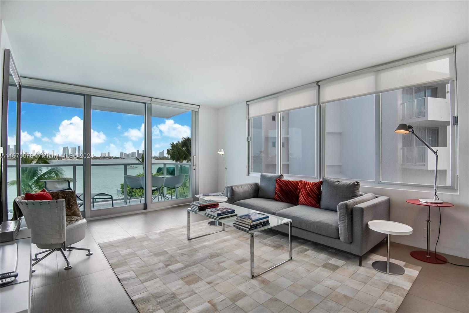 MIRADOR 1000 CONDO - Residential