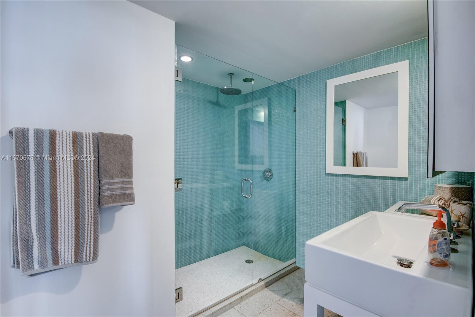 MIRADOR 1000 CONDO - Residential