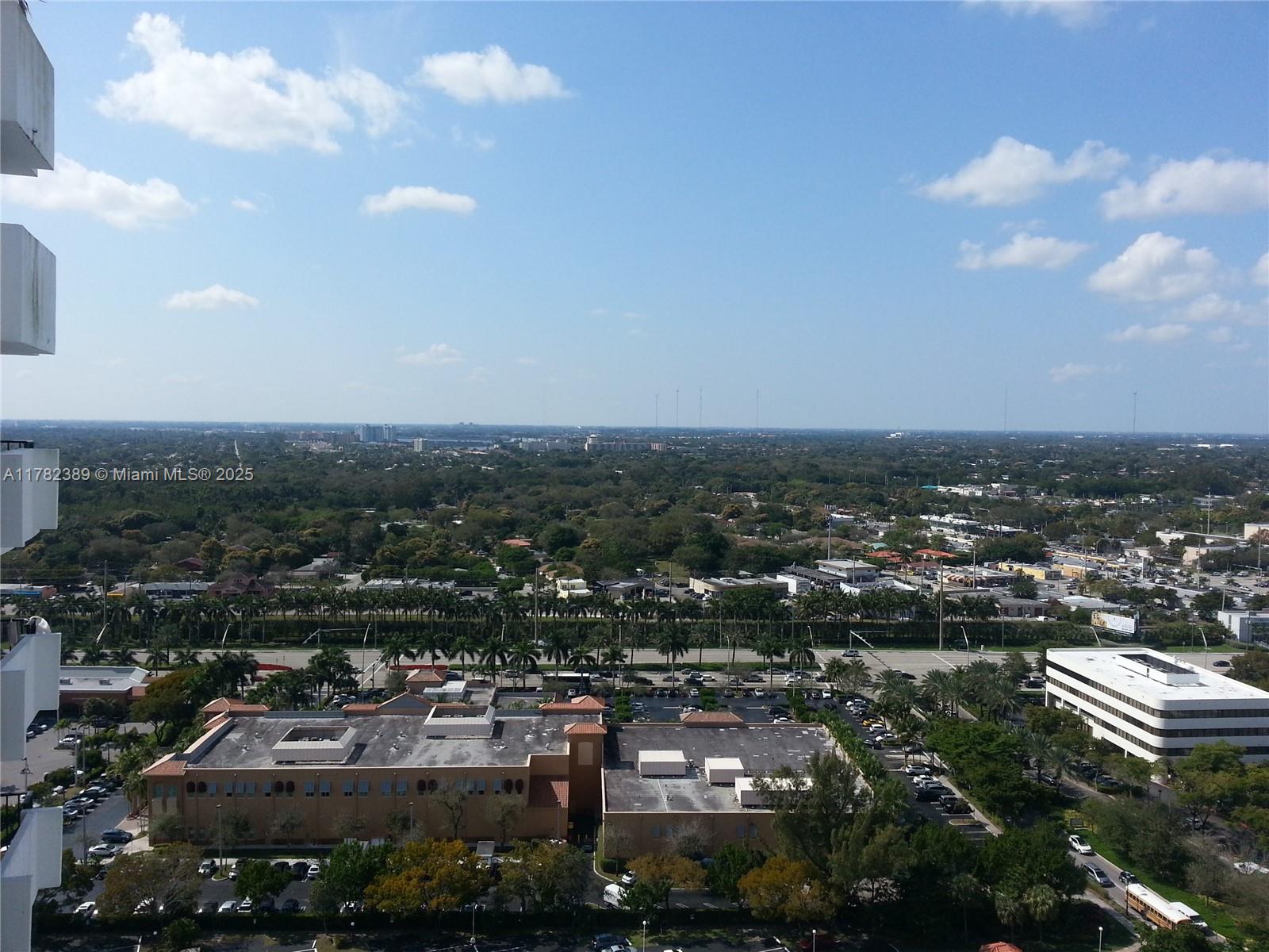 COMMODORE PLAZA CONDO - Residential