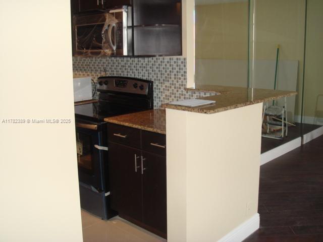 COMMODORE PLAZA CONDO - Residential