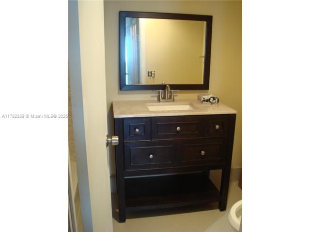 COMMODORE PLAZA CONDO - Residential