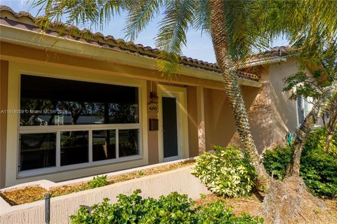 4205 Mckinley St Hollywood FL 33021
