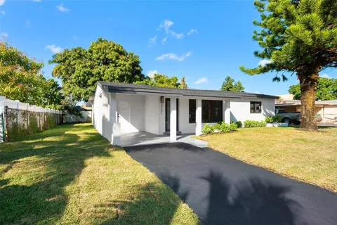 3731 NW 4th Ct, Lauderhill, FL 33311 - MLS#: A11743586