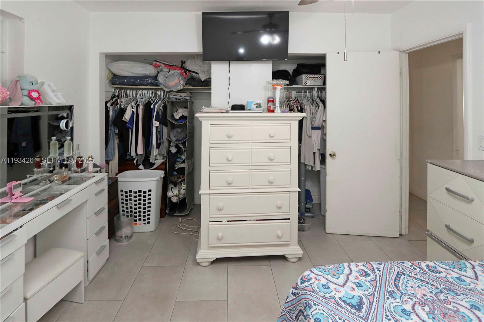 STEESDALE PART 1 - Residential