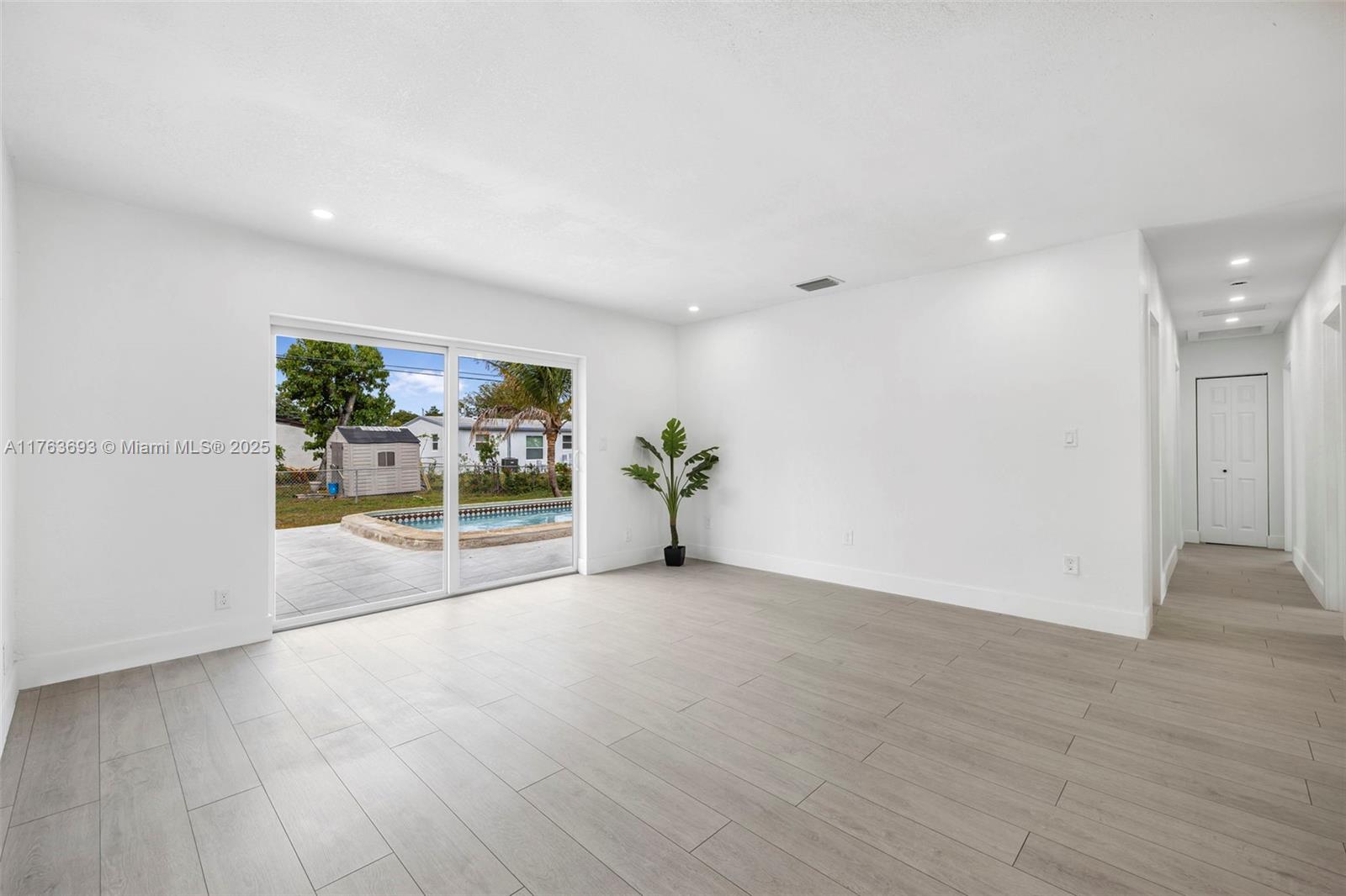 SOUTHGATE SECOND ADD - Residential