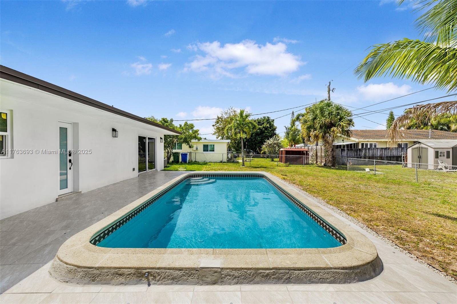 SOUTHGATE SECOND ADD - Residential