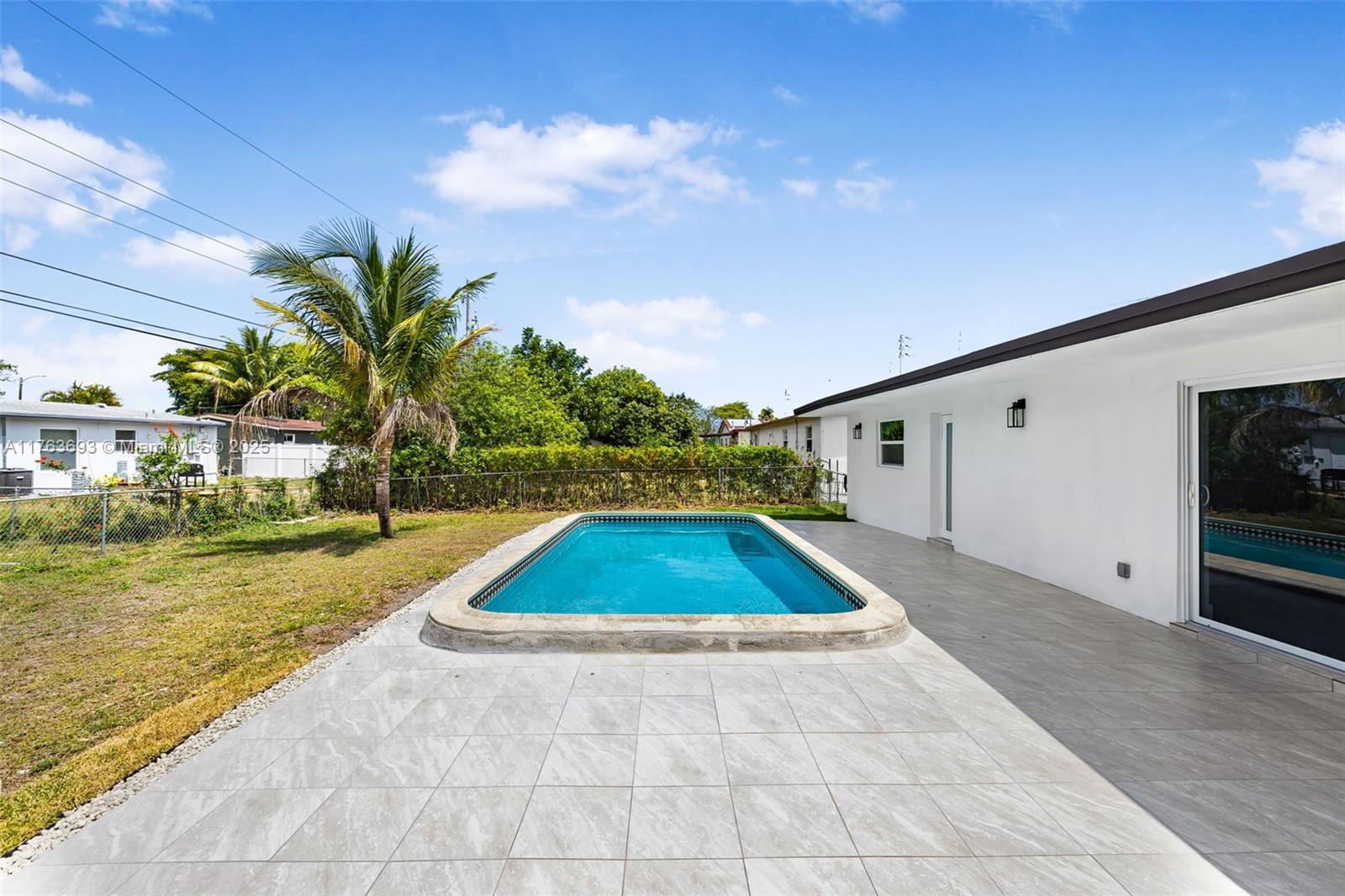 SOUTHGATE SECOND ADD - Residential