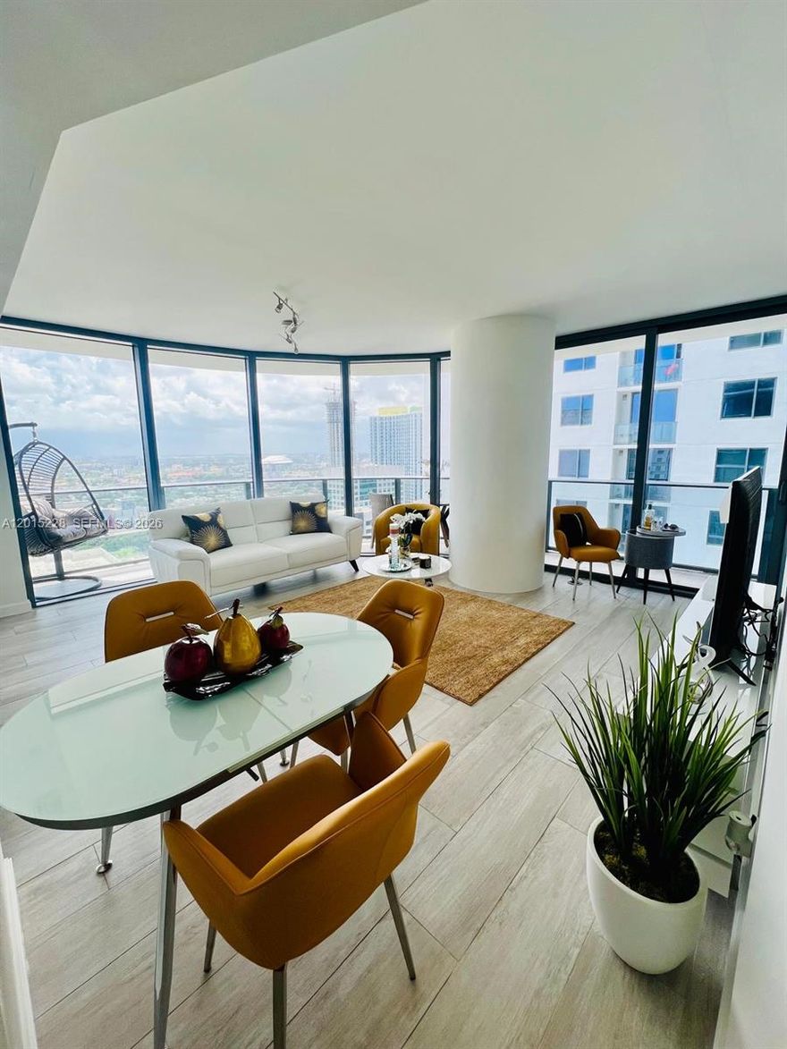 Fabulous 2-bedroom, 2 bathroom unit, with open kitchen with European-style cabinetry and stainless-steel appliances. Floor to ceiling high impact glass windows and wrap-around balcony. Maintenance included basic internet and cable. Brickell Heights is Located in the middle of Brickell City Center and Mary Brickell Village, Designed by Arquitectonica. Amenities include a rooftop pool and a 9th floor swimming pool with terrace, business center, private areas for specials events, kid's club, 24 hour concierges at front desk and valet parking.