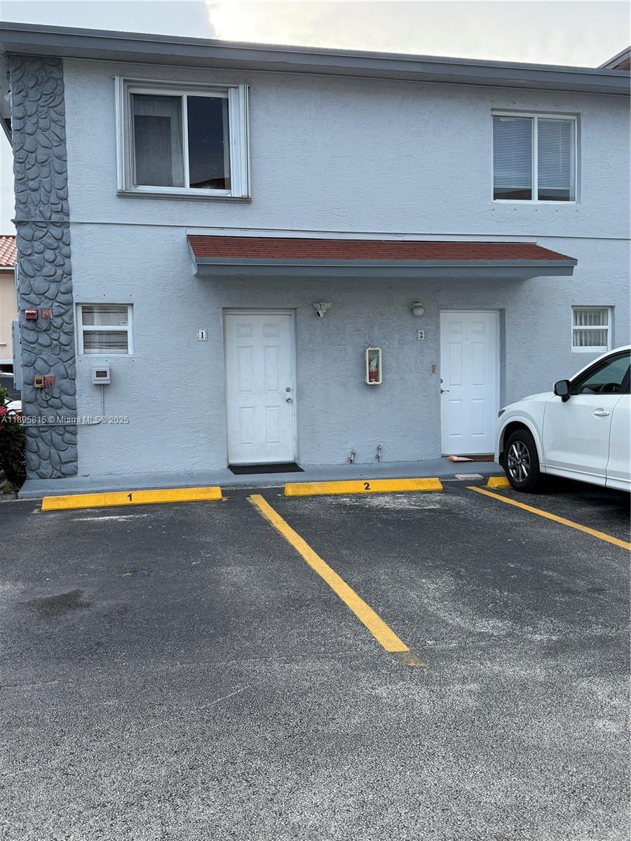 LAS VILLAS DE FOUNTAINBLE - Residential Lease