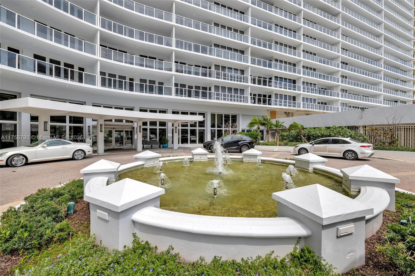 GALLEON CONDO - Residential