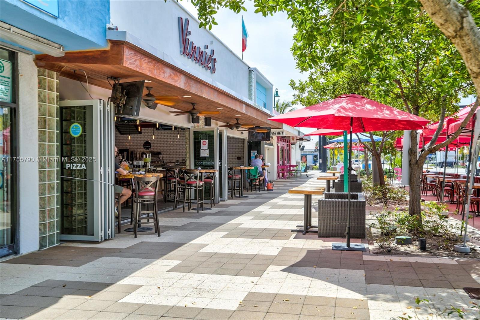 GALLEON CONDO - Residential