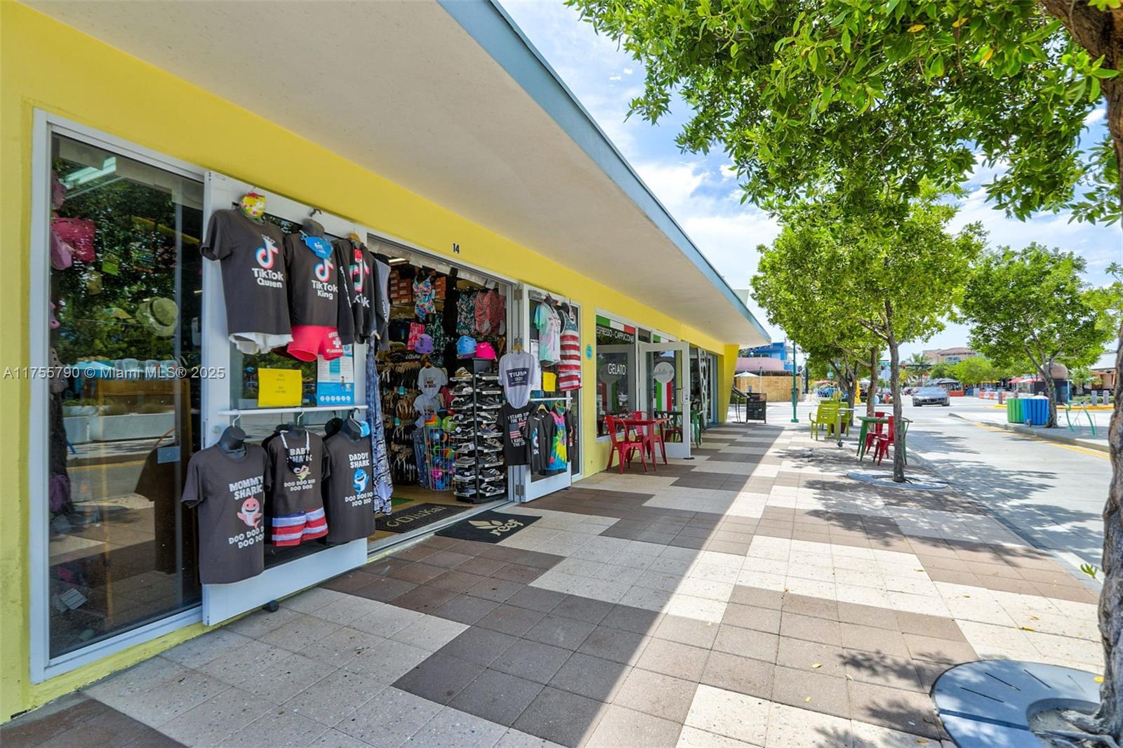 GALLEON CONDO - Residential