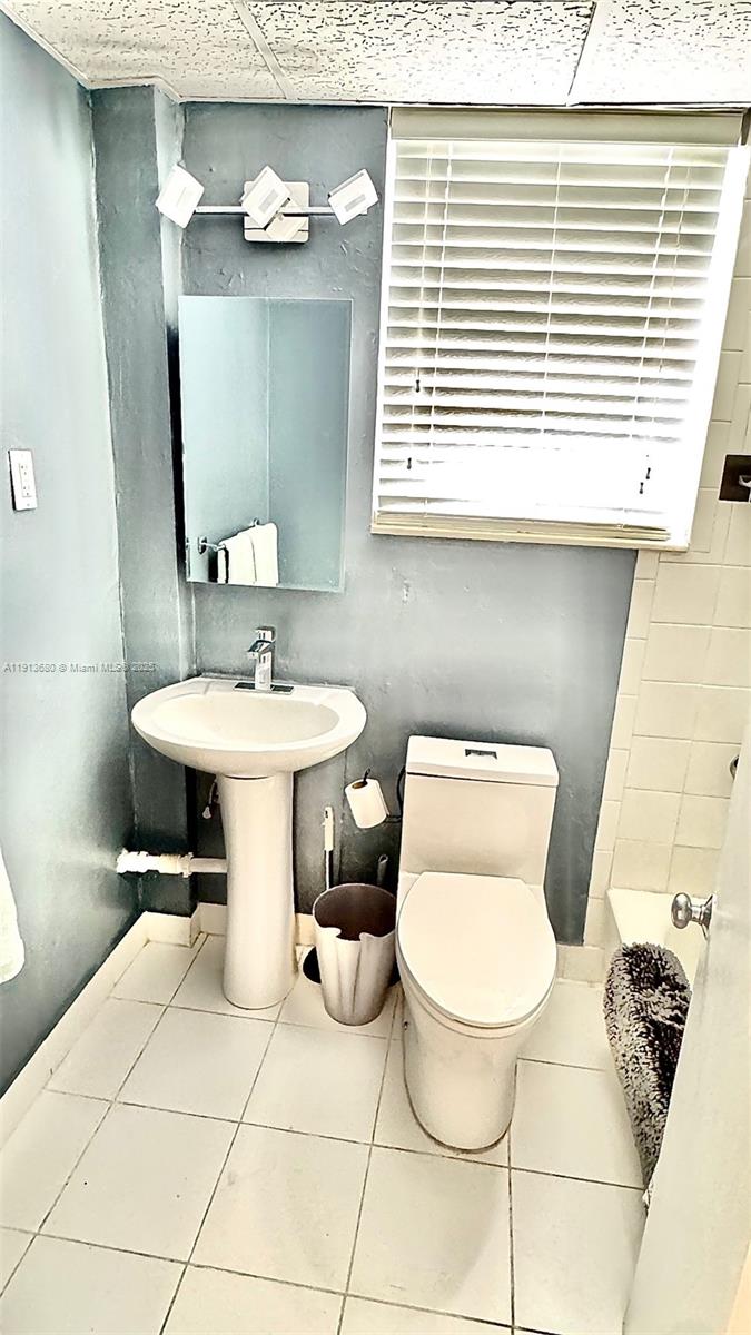 THE FENIMORE CONDO - Residential Lease