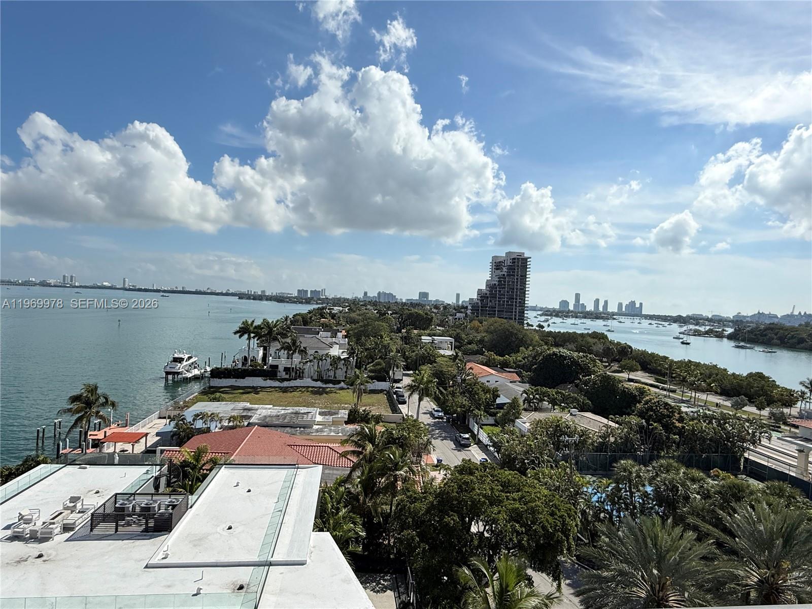 801 N Venetian Dr 802