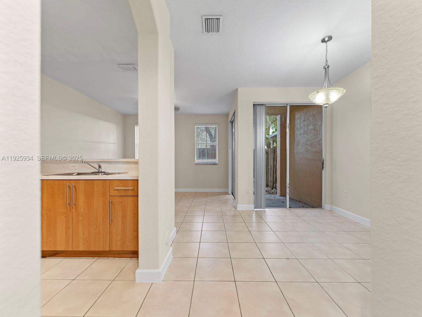 KEYS GARDEN - Residential