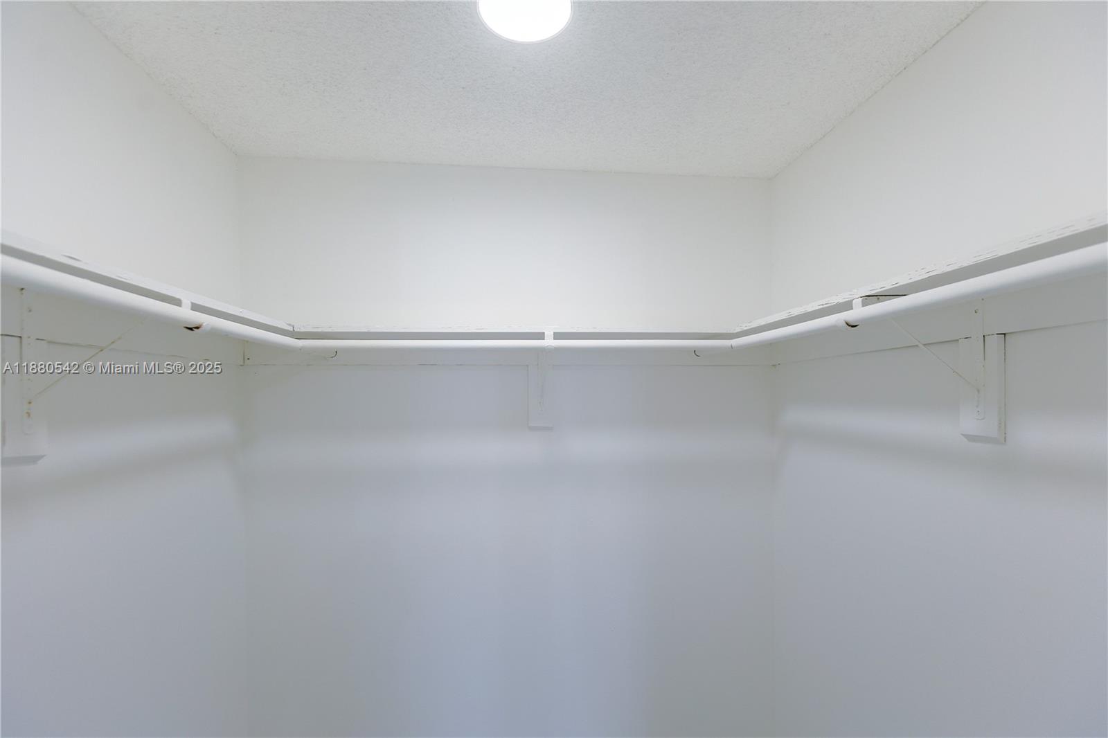MALKY CONDO - Residential Lease