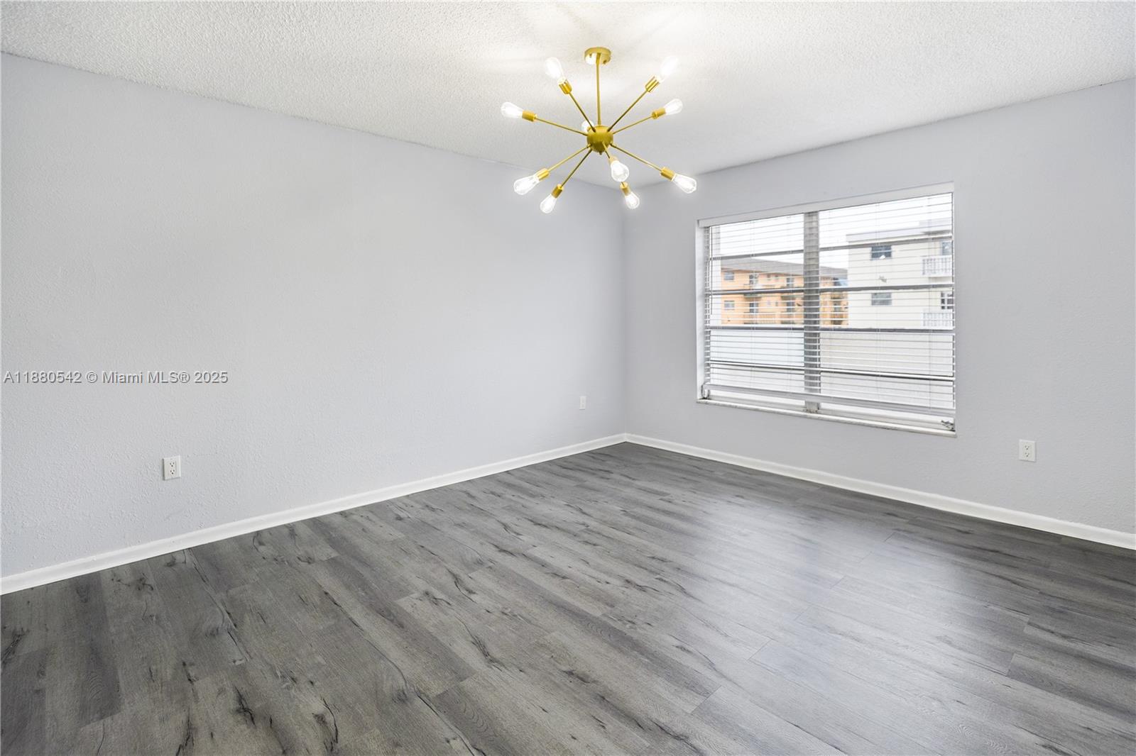 MALKY CONDO - Residential Lease